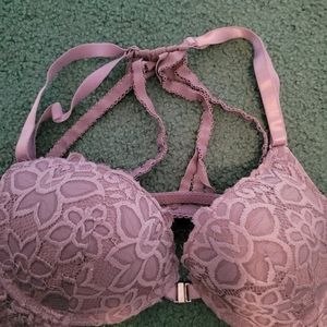 VS bras